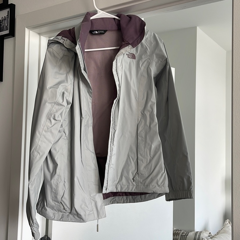 ⭐️HP⭐️ North face jacket